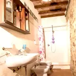 Διαμέρισμα Spacious In With Shared Pool