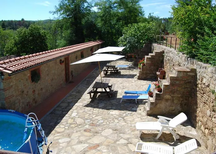 Spacious In With Shared Pool マッサ・マリッティマ